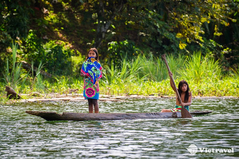 PANAMA – LÀNG VĂN HÓA EMBERA                                            (Ăn ba bữa)